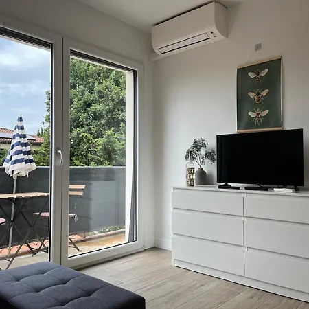 Апартаменти Juan Les Pins Balcon 10min