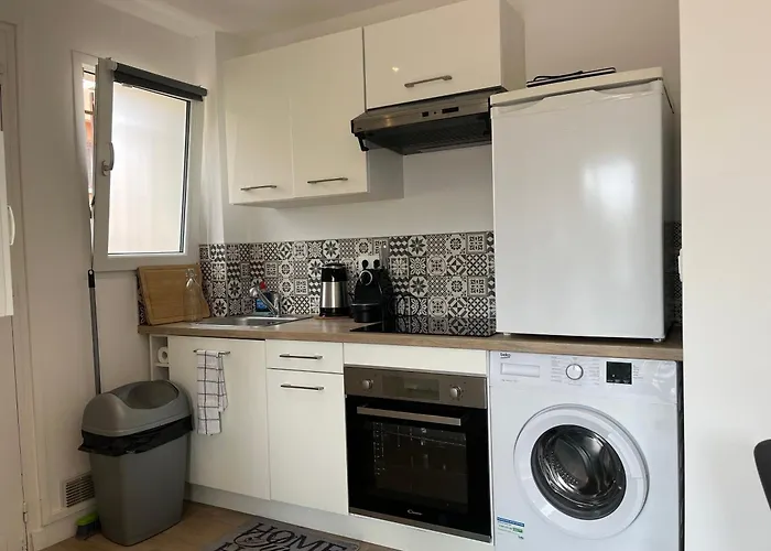 Juan Les Pins Balcon 10min