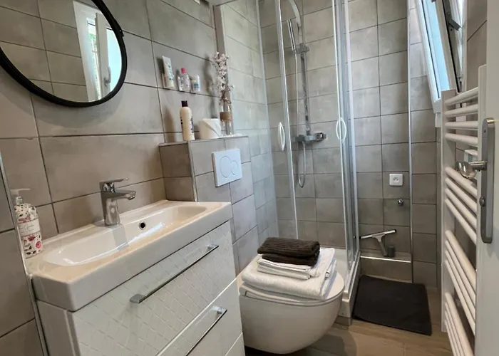 Juan Les Pins Balcon 10min Antibes